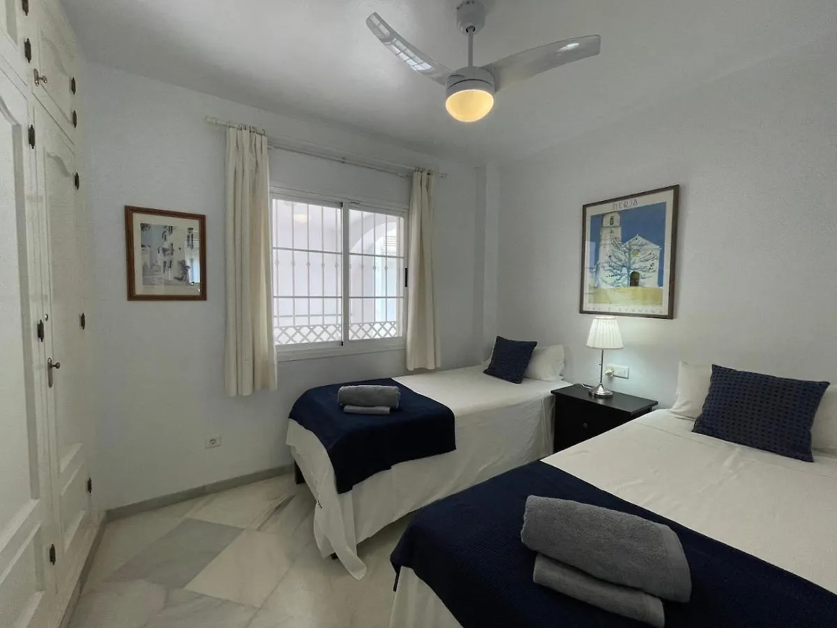 Miramar Nerja - Luxury Apartment Near Burriana Beach With Pool