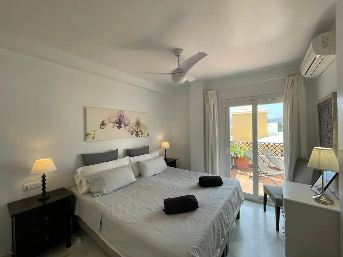 Miramar Nerja - Luxury Apartment Near Burriana Beach With Pool